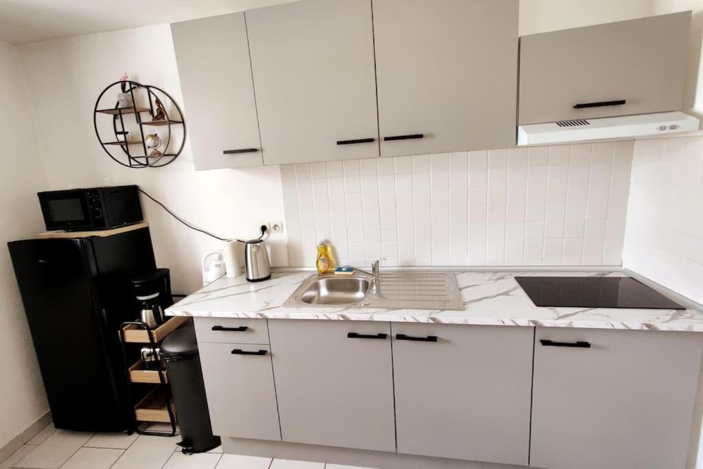 Appartement Style Industriel Au Centre De Douai Exterior foto
